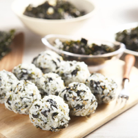 Surasang Seasoned Seaweed Sprinkles with Anchovy, Sweet and Crunchy, gluten-free, dairy free 85g